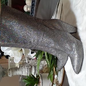 Steven bu Steve Madden